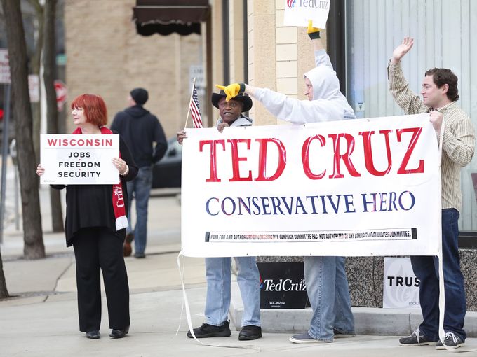 Ted Cruz Wisconsin Fond du Loc CCC Banner