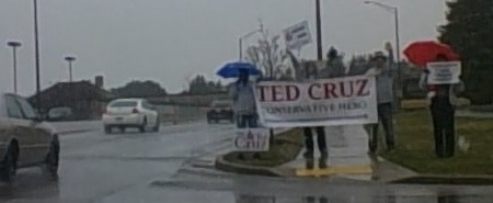 Ted Cruz Wisc sign wave in Snow